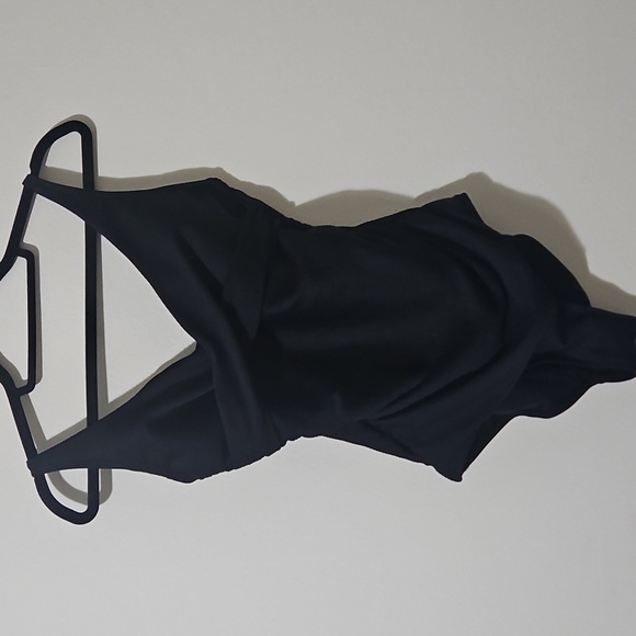 Niptuck Kate Looped Front Swimsuit - Picture 4 of 9